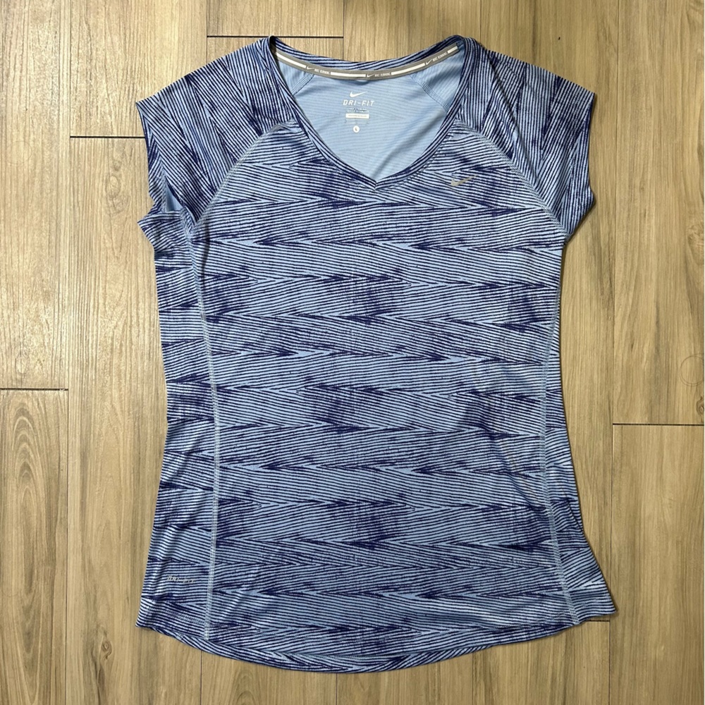 Nike Miller Dri-Fit Shirt Purple/Lavender Women’s Large